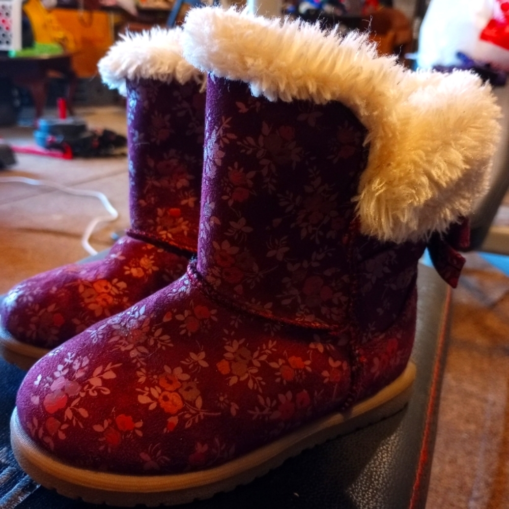 Paw patrol, Frozen light up, Micheal kors, winter boots Lot Girls size 9